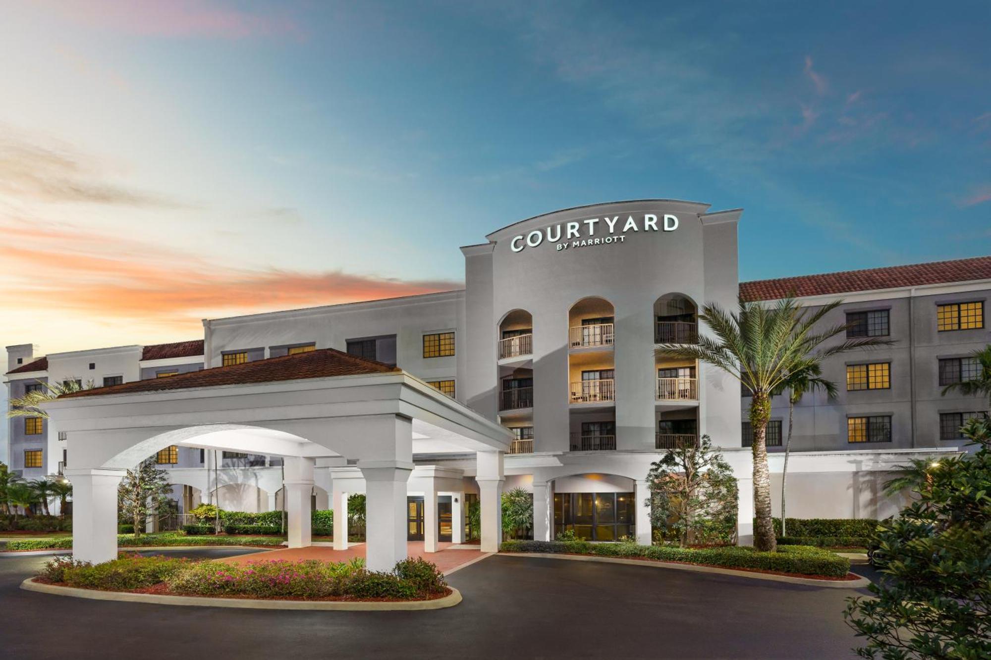 Courtyard By Marriott Stuart Hotel Eksteriør billede