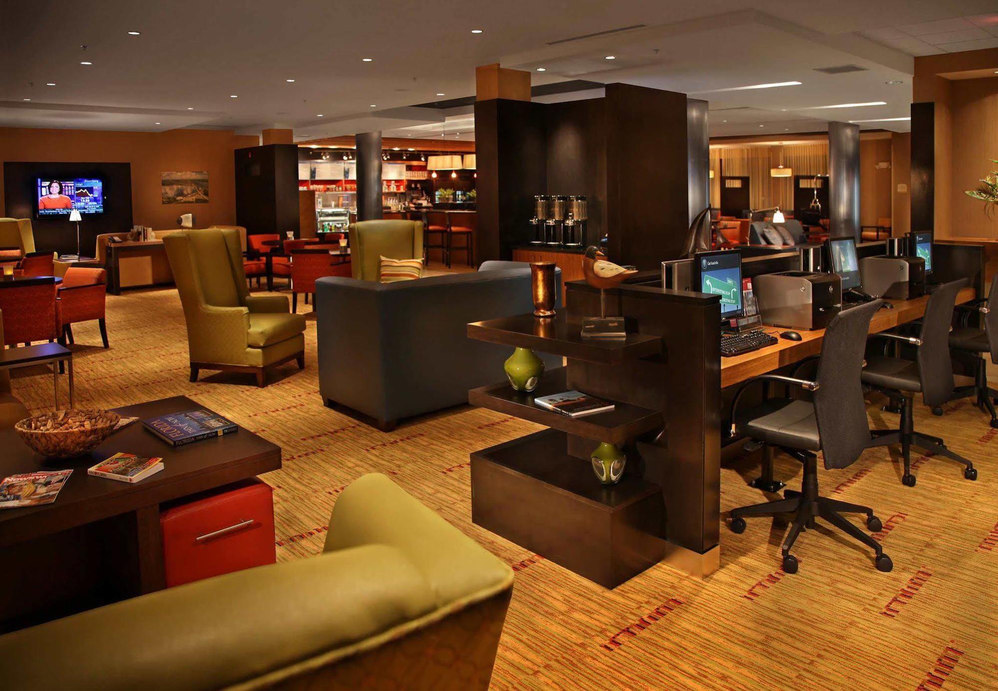Courtyard By Marriott Stuart Hotel Eksteriør billede