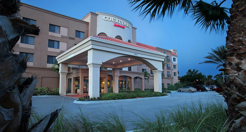 Courtyard By Marriott Stuart Hotel Eksteriør billede